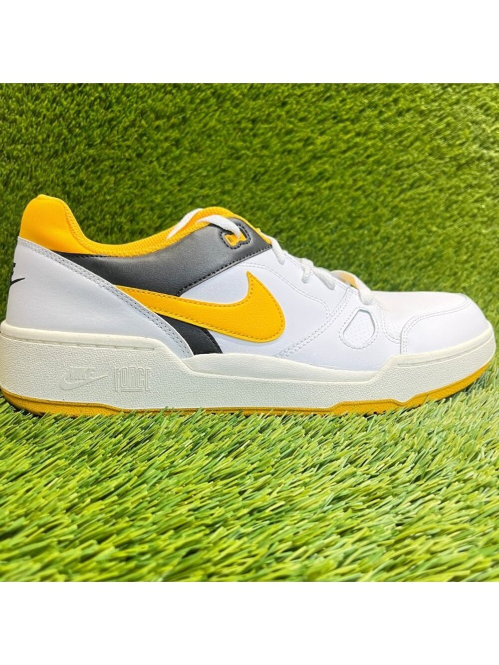 Nike Full Force Low Mens Size 11.5 White University Gold Athletic Shoes Sneakers